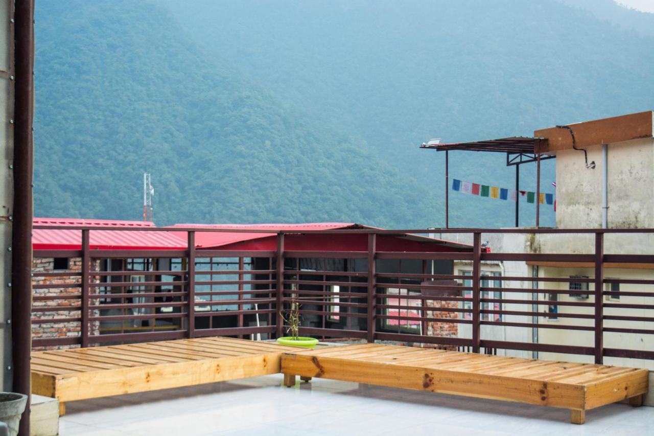 The Mountain View Hostel Rishīkesh Exterior foto