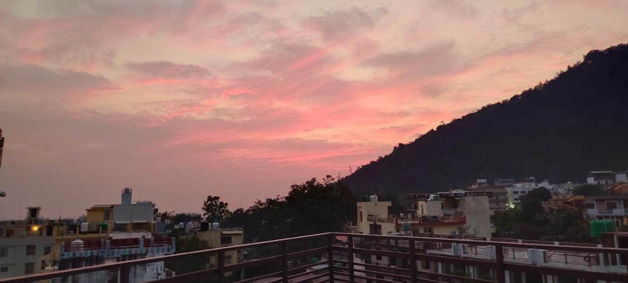 The Mountain View Hostel Rishīkesh Exterior foto